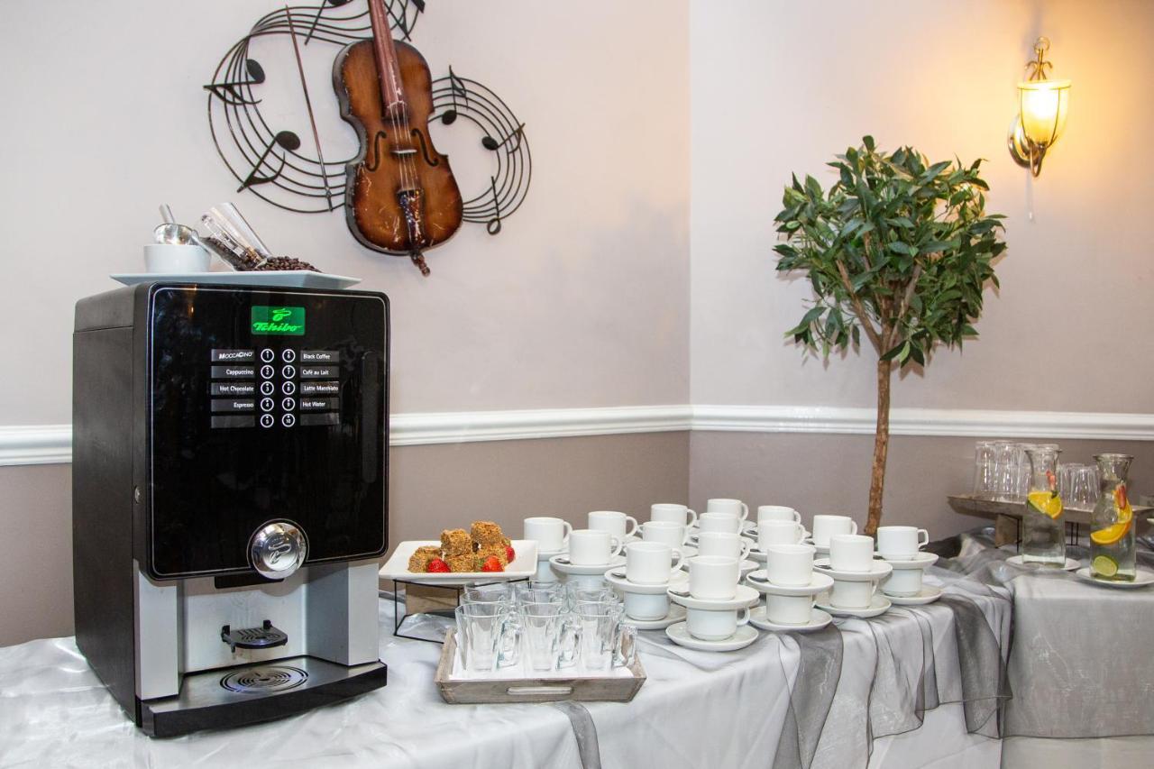 Hadley Park House Hotel Телфорд Экстерьер фото