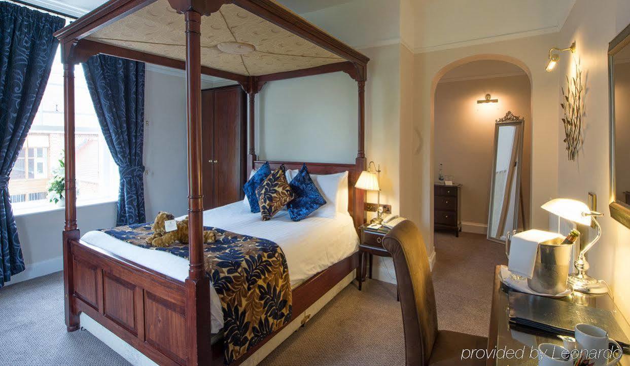 Hadley Park House Hotel Телфорд Экстерьер фото